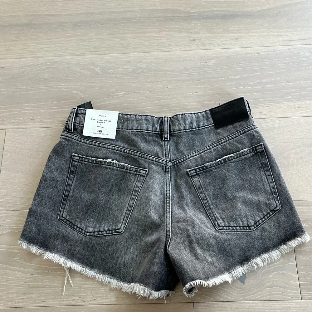 NWT ZARA the High Waisted Shorts in Arctic grey size 10